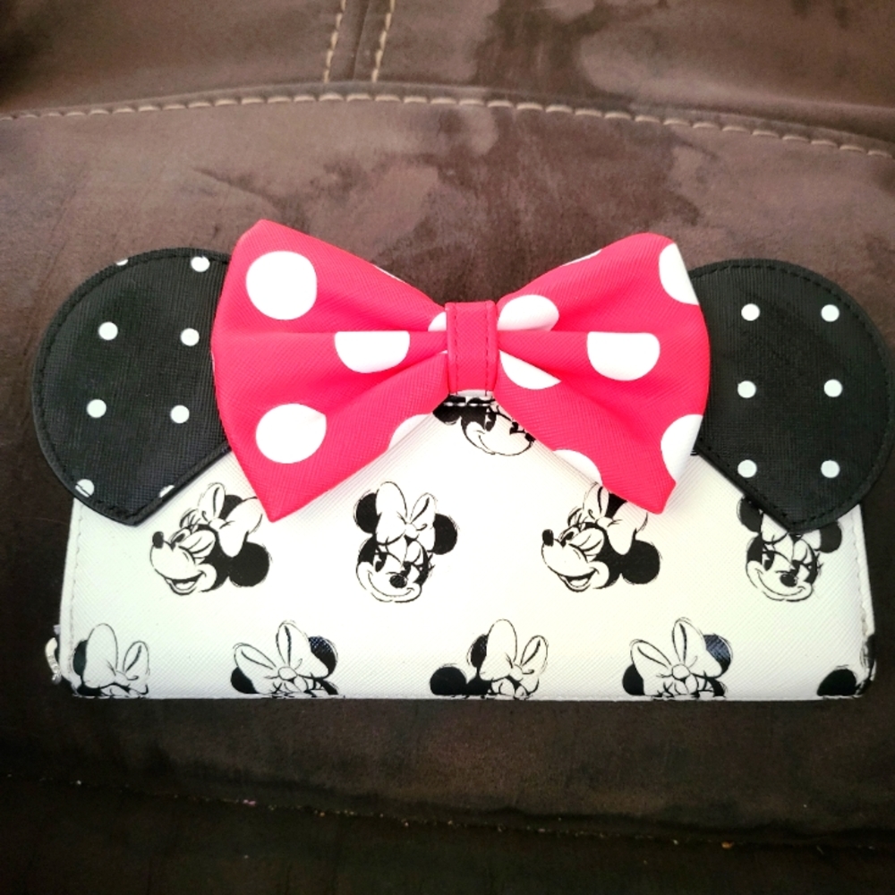 Disney parks loungefly wallet